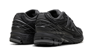 New Balance 1906R 'Greyscale'