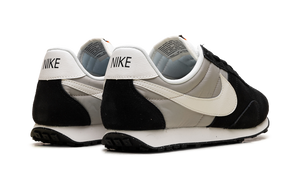Nike Pre Montreal 17 'Black Sail Pale Grey'