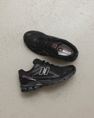 New Balance 1906R 'Black Silver Metallic'